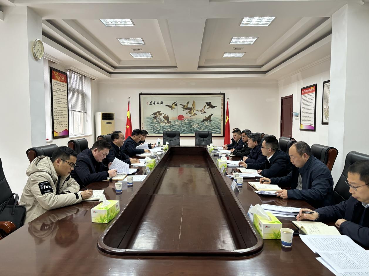 易万元与恩施州自然资源和规划局邓亚敏李少权座谈共推局州战略合作